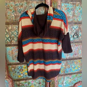 Adorable and Comfy Hi-Low Patterned Sweater Hoodie